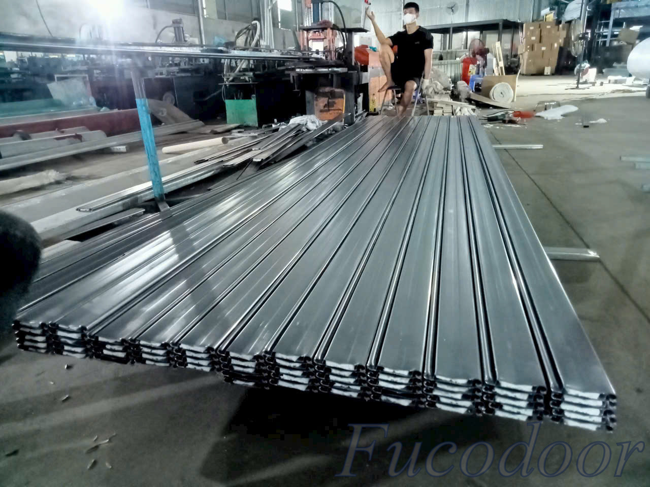 Cửa sập ngăn cháy 60 phút