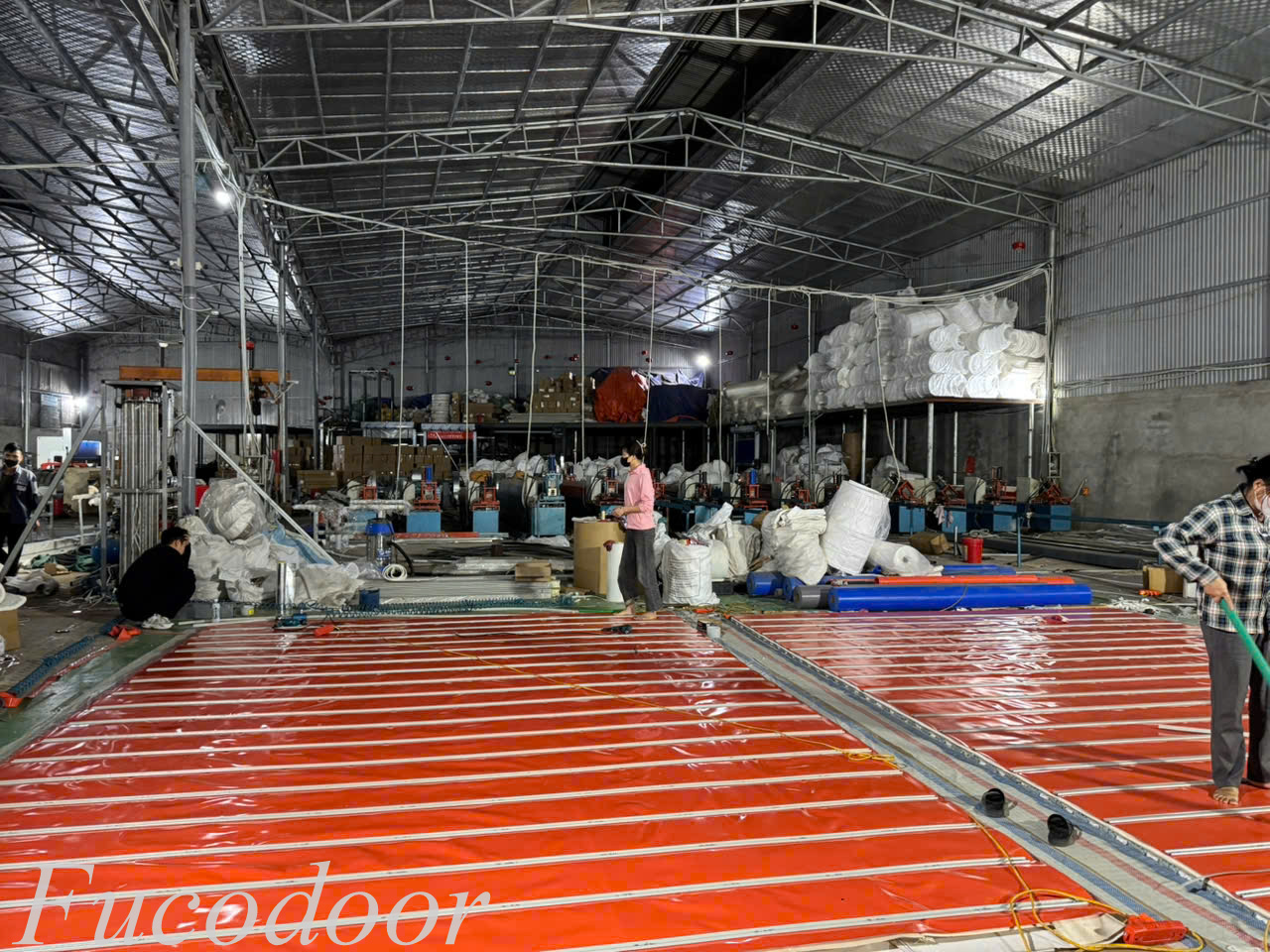 Cửa cuốn chống cháy EI70 cho nhà xưởng, Cửa cuốn cách nhiệt EI70 đạt kiểm định, Cửa cuốn chống cháy kết nối hệ thống báo cháy