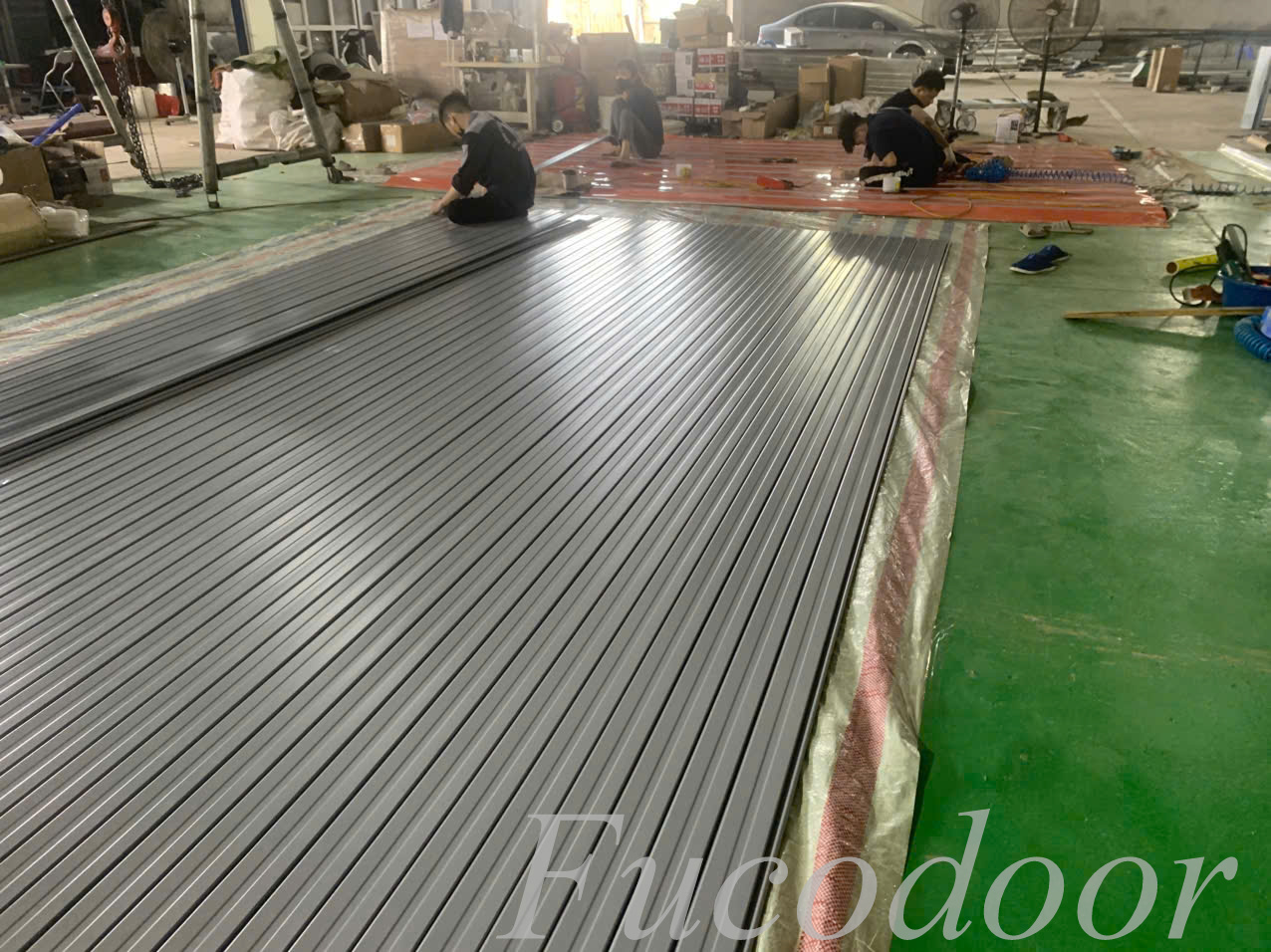 cửa cuốn chống cháy EI60 cho tòa nhà