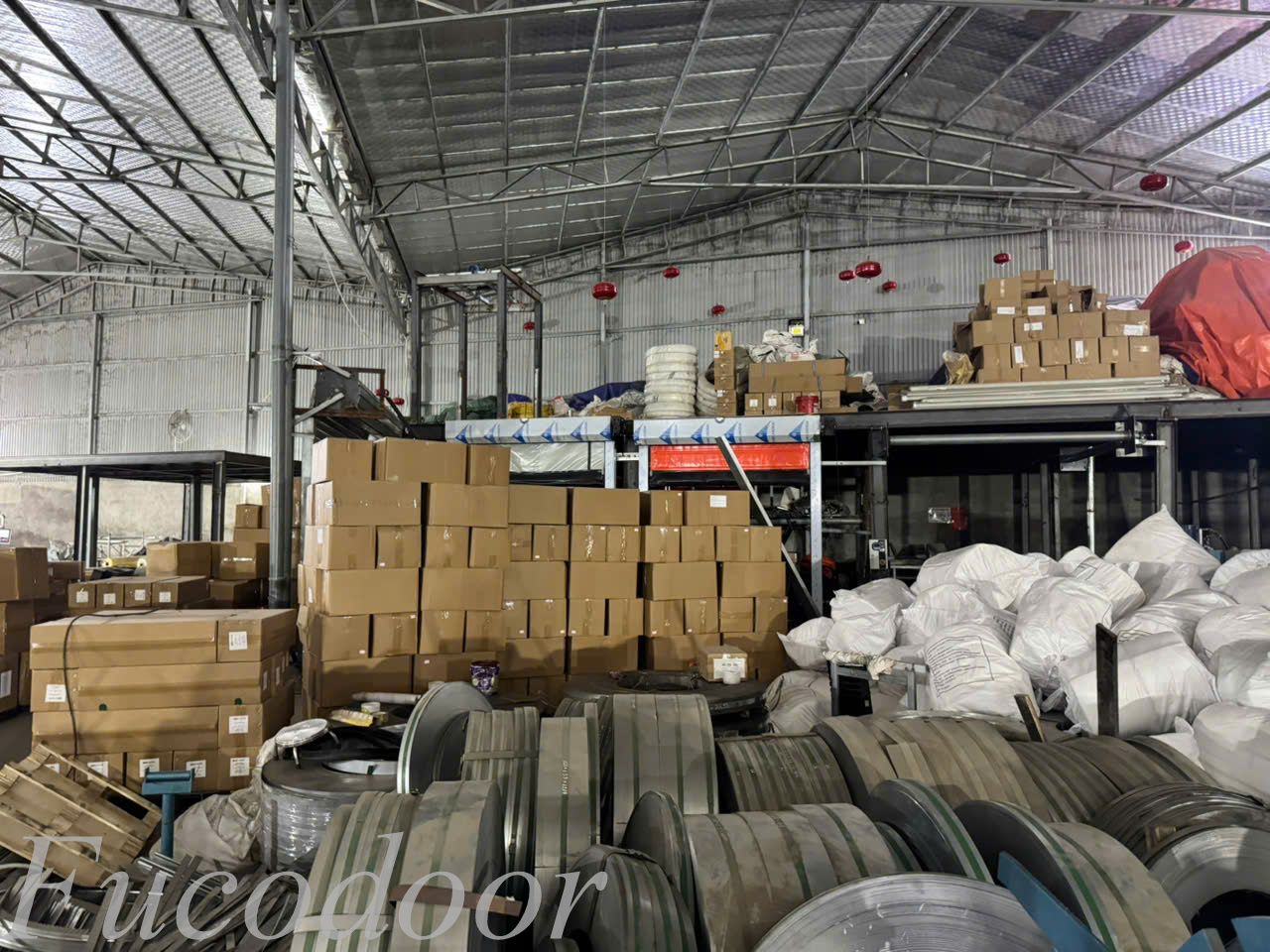  Cửa cuốn chống cháy cách nhiệt dùng cho công trình