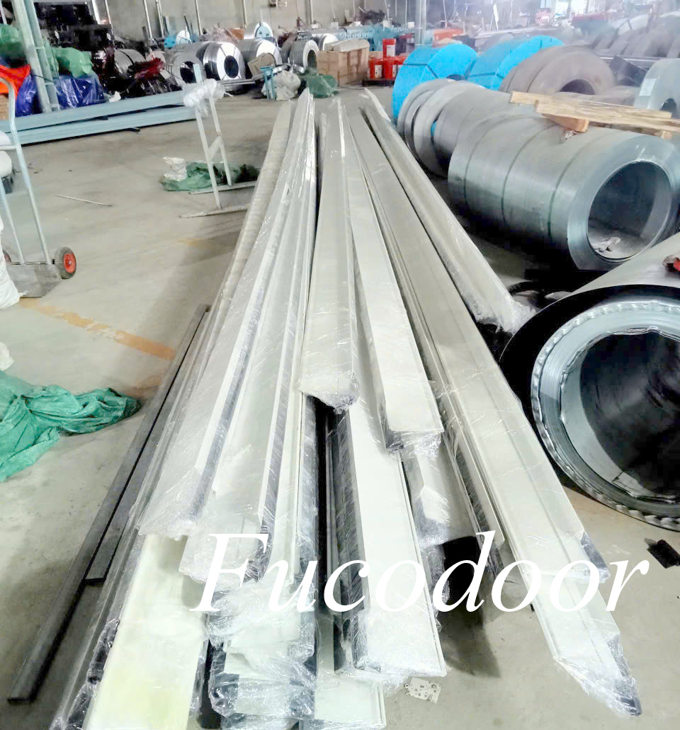 Cửa cuốn siêu trường chống bụi