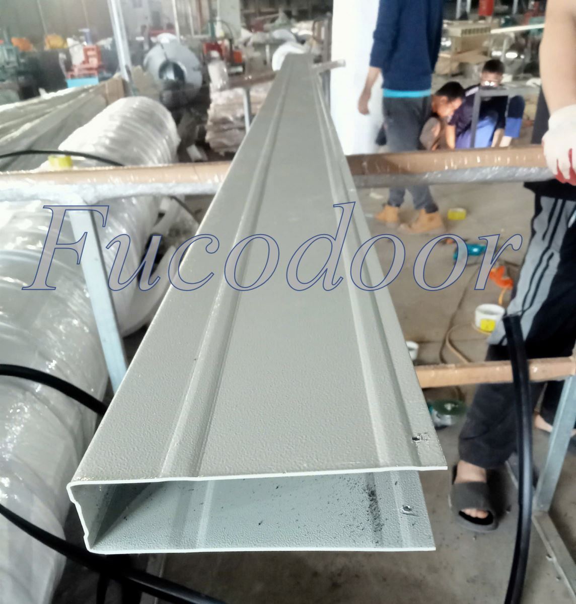 mua cửa cuốn siêu trường, báo giá cửa cuốn kích thước lớn, lắp đặt cửa cuốn công nghiệp, nhà phân phối cửa cuốn siêu trường