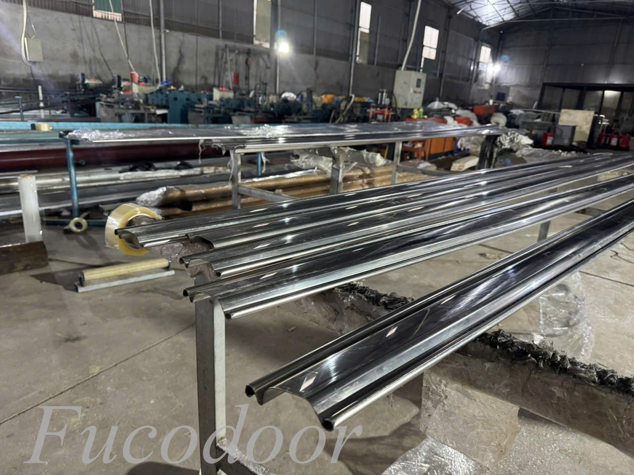 cửa cuốn inox siêu trường tải trọng lớn