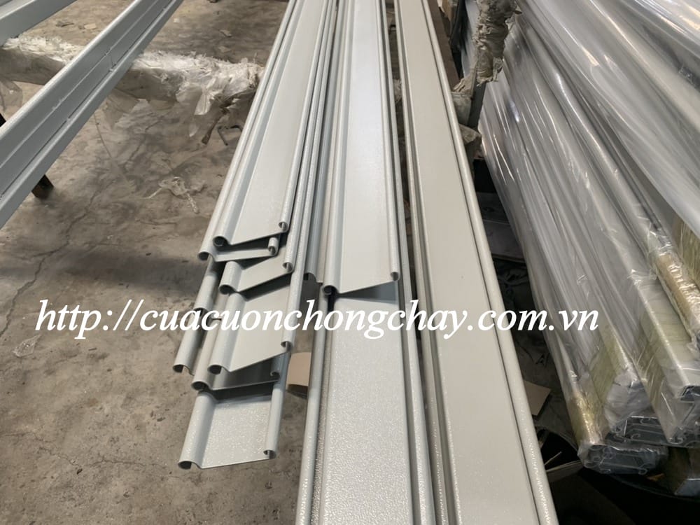 Báo giá cửa cuốn siêu trường ST85