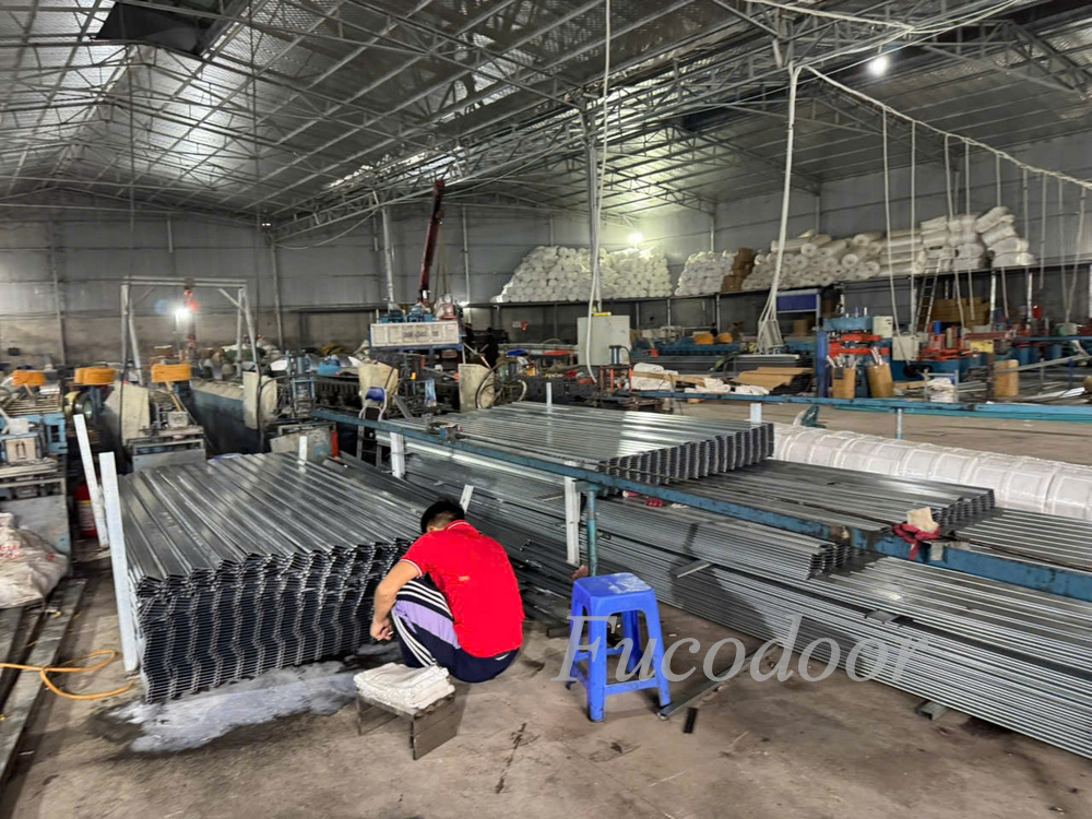 Cửa cuốn siêu trường dòng ST85