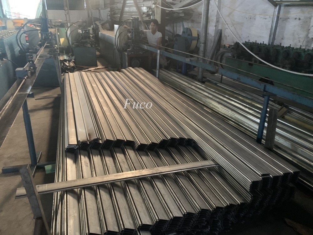 Cửa cuốn ST85 cho kho bãi