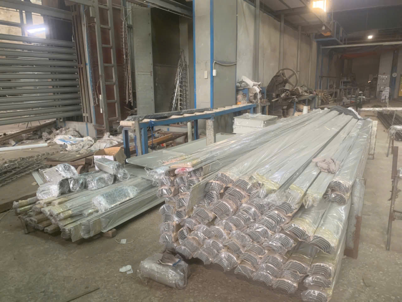 cửa cuốn công nghiệp Đà Nẵng, cung cấp cửa cuốn siêu trường Bình Dương, mua cửa cuốn lớn Cần Thơ, cửa cuốn chịu gió cho cửa lớn