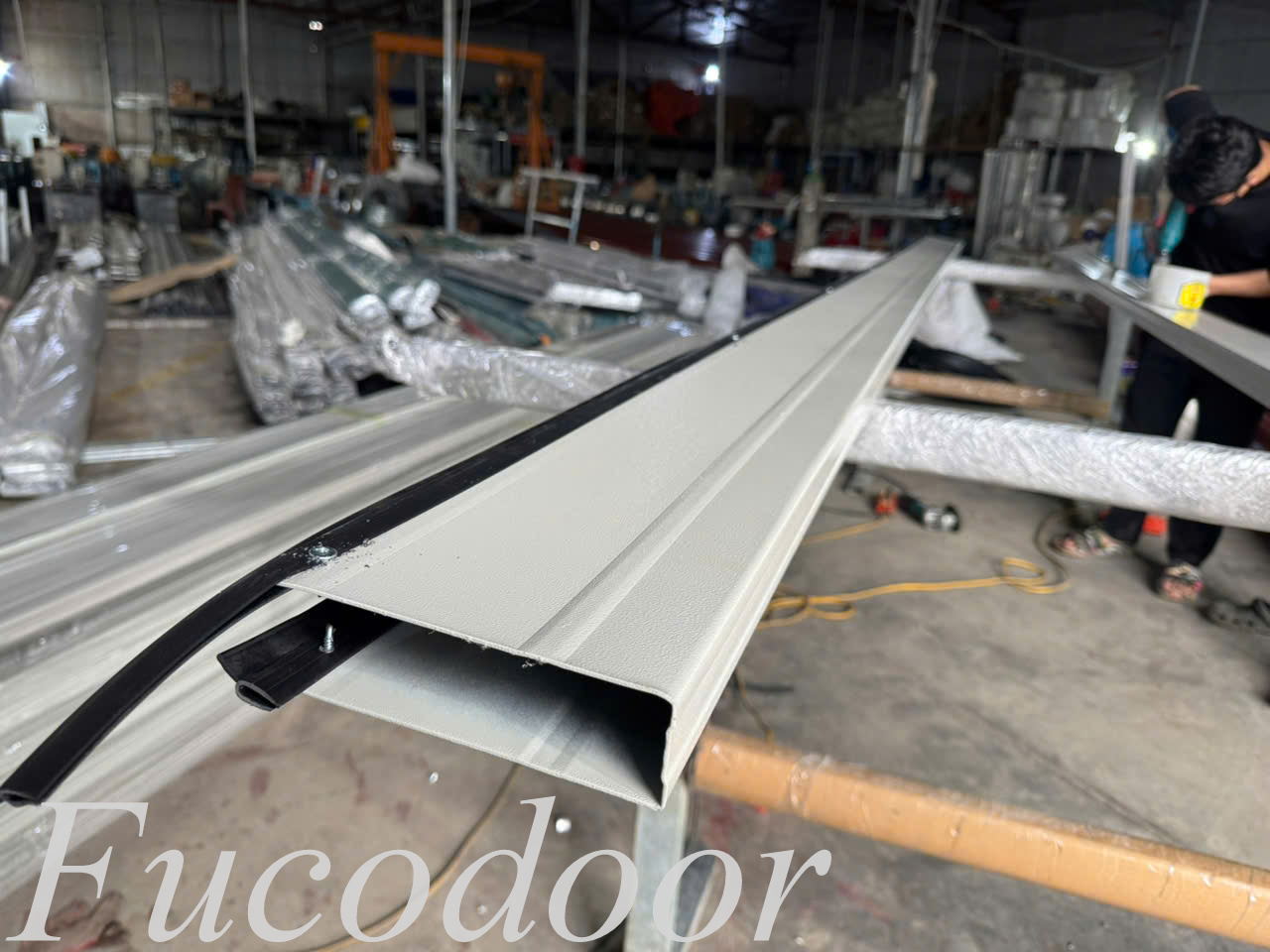 tiêu chí an toàn cho cửa cuốn công nghiệp, cửa cuốn siêu trường Hà Nội, lắp cửa cuốn kích thước lớn TP HCM