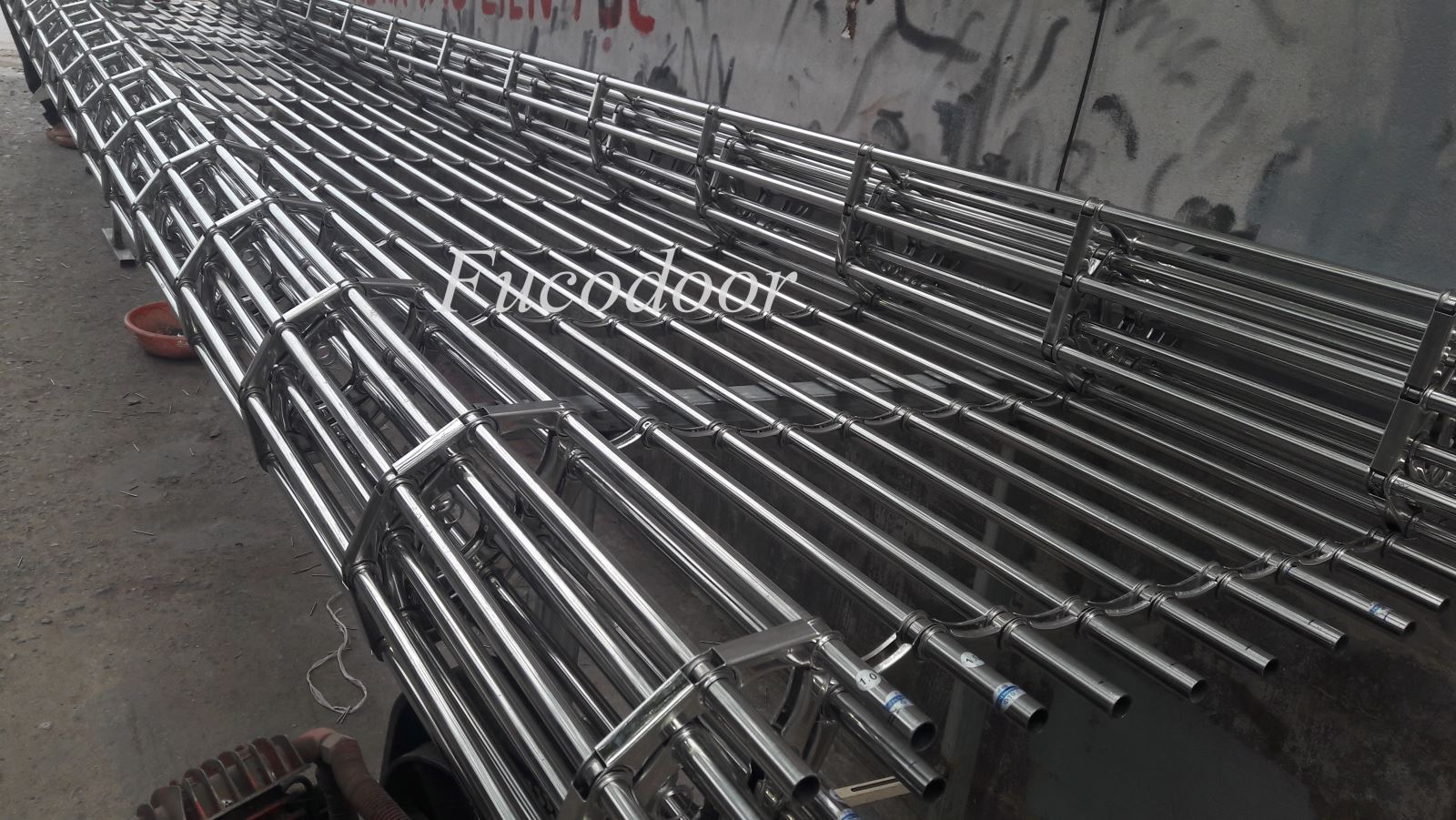 cửa cuốn song ngang cho cửa hàng, cửa cuốn song ngang cho showroom
